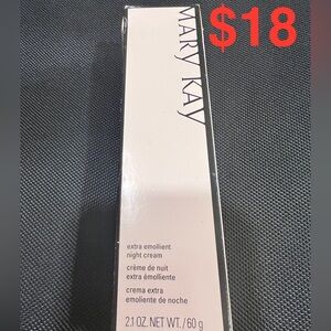 Extra emollient night cream